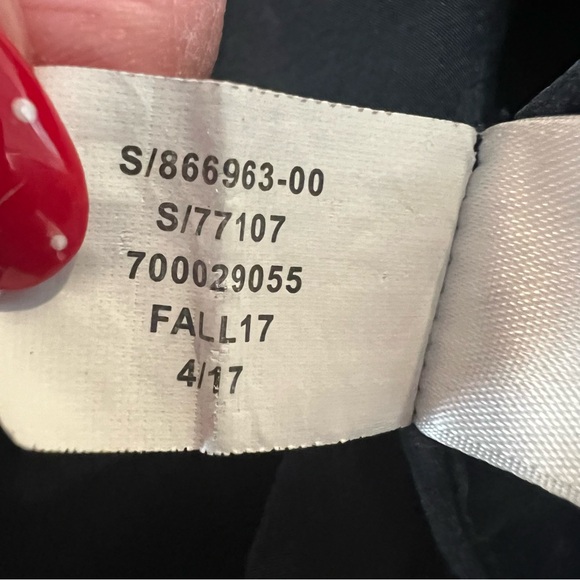 Athleta Washable Black 100% Silk Side Slit CYA Sleeveless Top. Size Large. - Picture 14 of 15